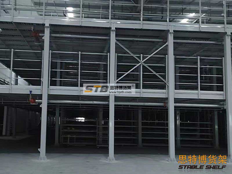 阁楼式听泉鉴鲍
-008