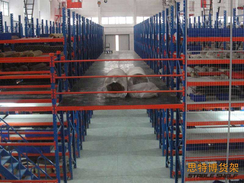 阁楼式听泉鉴鲍
-012
